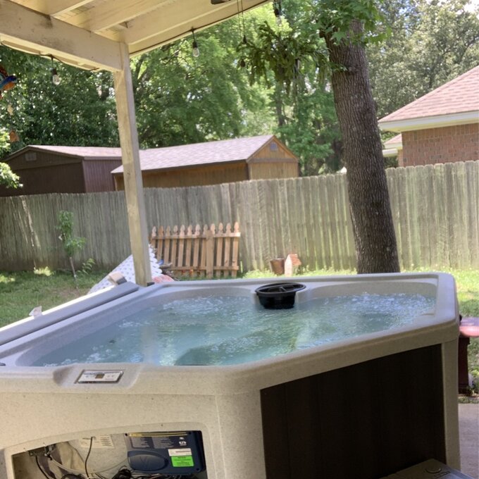 【Sports&Outdoors】Lifesmart Spas Sereno 4 - Person 22 - Jet Plug And Play Hot Tub with Ozonator