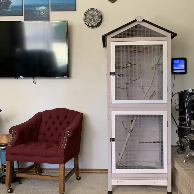 【Pet】Freddy 70'' Pointed Top Flight Cage with Stand