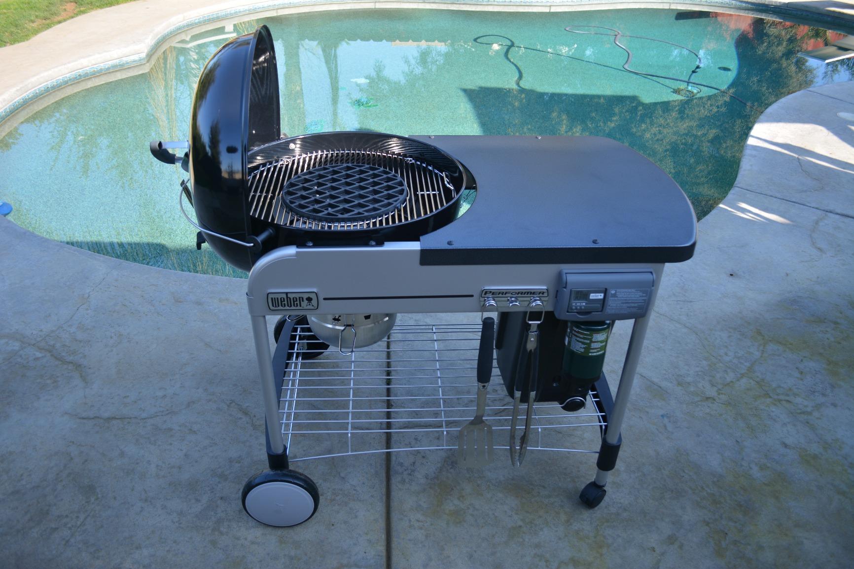 【Appliances】Weber Performer Deluxe Charcoal Grill, 22-Inch, Touch-N-Go Gas Ignition System