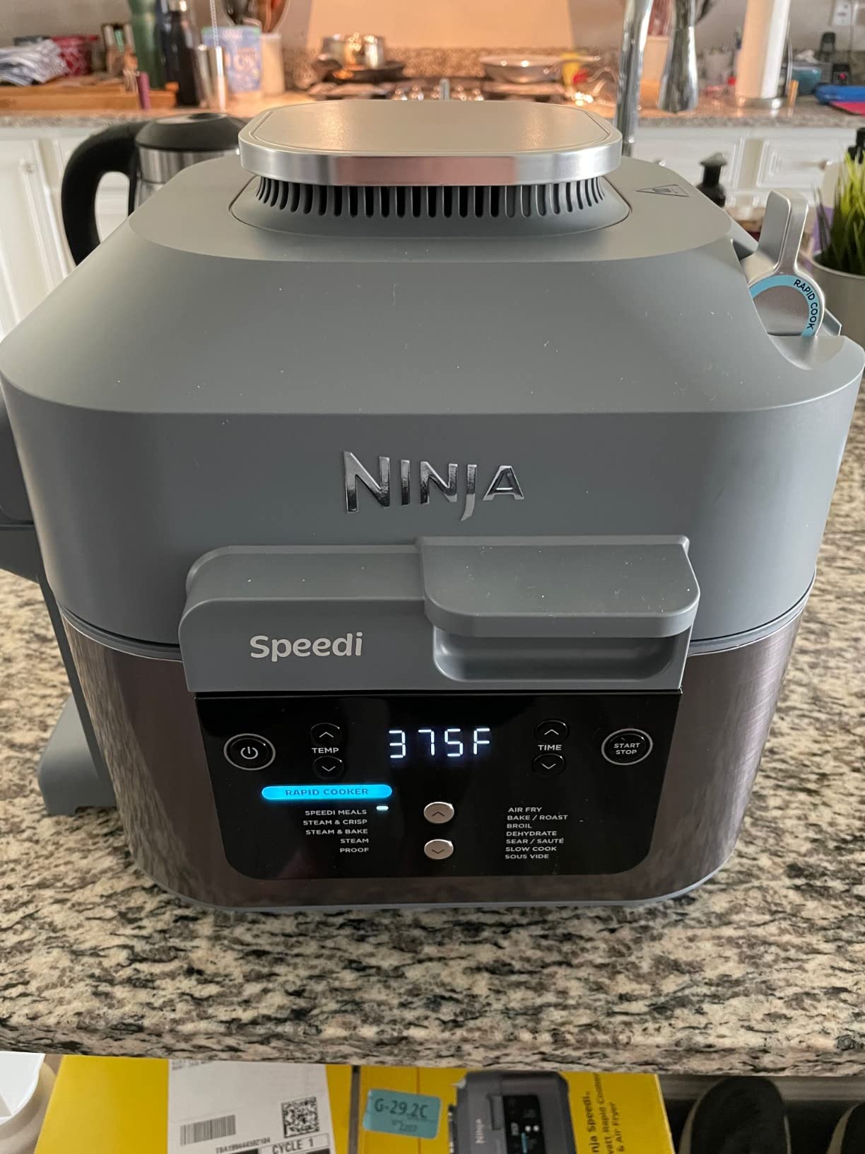 【Appliances】Ninja SF301 Speedi Rapid Cooker & Air Fryer, 6-Quart Capacity, 12-in-1 Functions to Steam, Bake & Roast